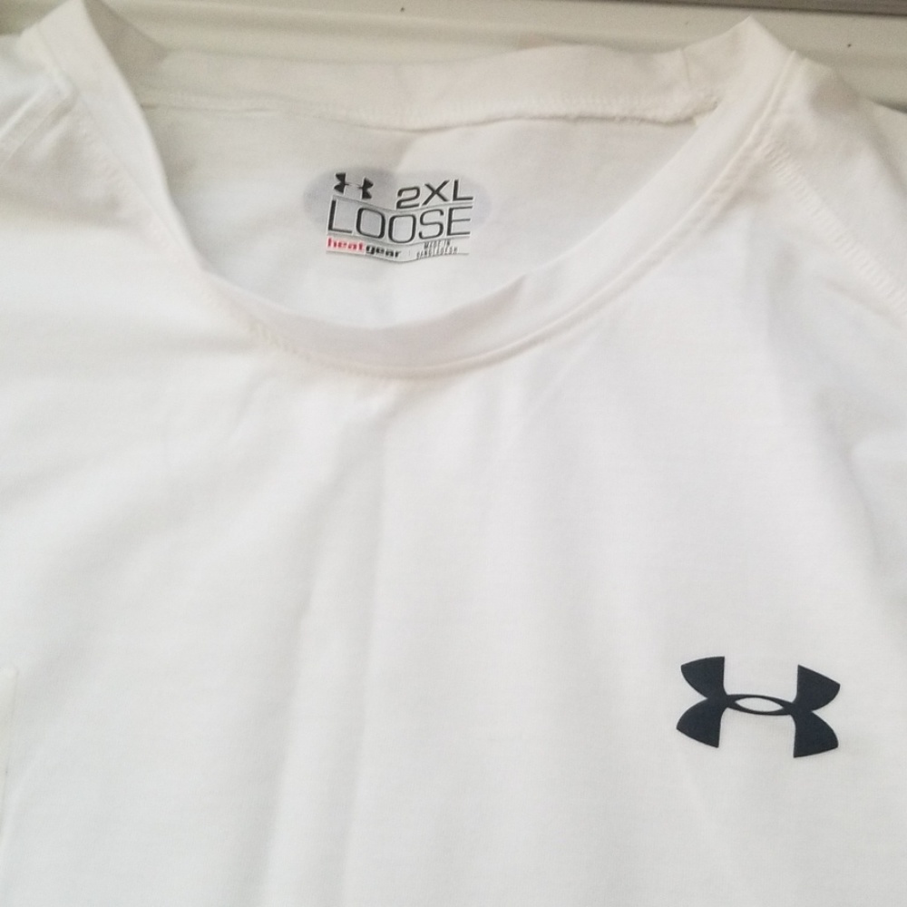 Athletic shirt